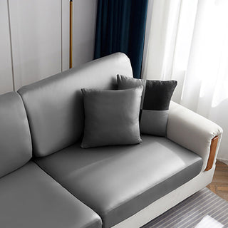 Kissenbezug aus Kunstleder 40 × 40 cm — 1 Stück, Kieselgrau, auf einem Sofa